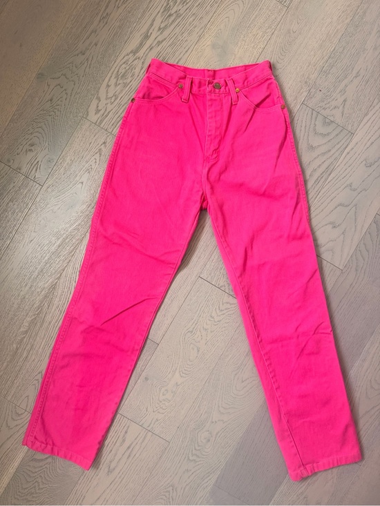 Wrangler Denim - Women’s Vintage Wranglers high waisted straight leg jeans, pink 80/90’s size 8